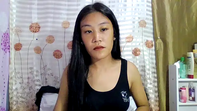 YourWildestDoll online show from 15, 10, 2025