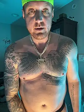 Snapshot of CloudyKingG chatting on 2, 7, 2026 CloudyKingG online show from 2, 7, 2026