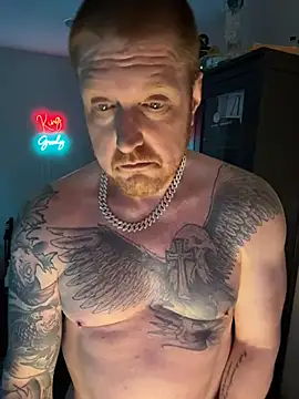 Snapshot of CloudyKingG chatting on 30, 4, 2026 CloudyKingG online show from 30, 4, 2026