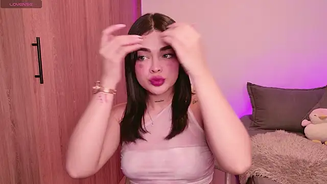 DulceDuarte online show from 12, 11, 2025