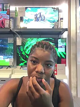 Snapshot of chocolatito-ho chatting on 13, 9, 2025 chocolatito-ho online show from 13, 9, 2025