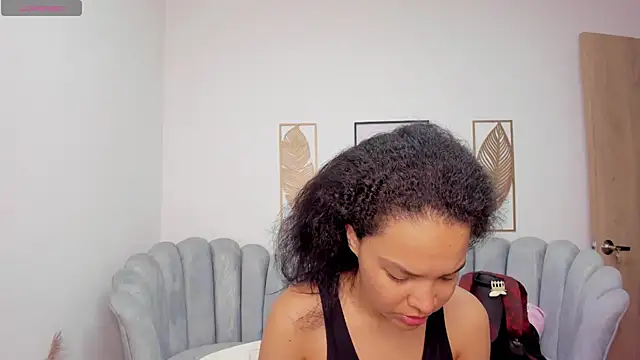 Ayshel cooperr online show from 6, 10, 2025