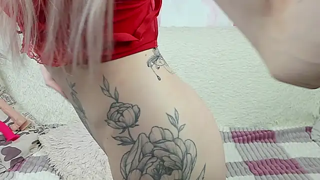 yourkriss new1 online show from 11, 10, 2025