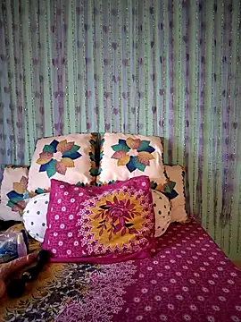 Ishu Lovee online show from 15, 4, 2026