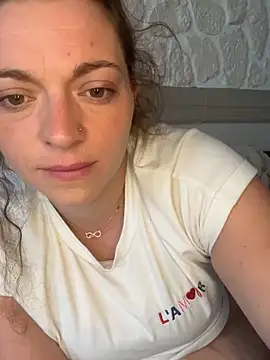 coquineronde online show from 9, 9, 2025