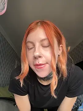 Nancyhot777 online show from 4, 12, 2025