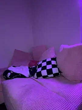 Tu GataLinda online show from 15, 10, 2025