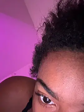 Tu GataLinda online show from 3, 11, 2025