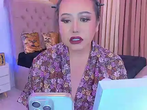 dianaCortney 21 online show from 17, 10, 2025