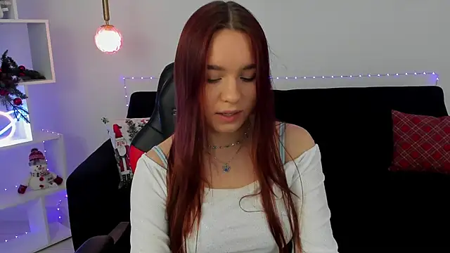 NoraHaynes online show from 22, 12, 2025