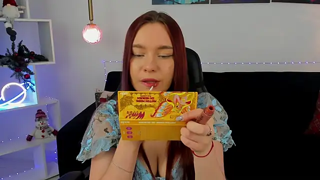 NoraHaynes online show from 23, 12, 2025