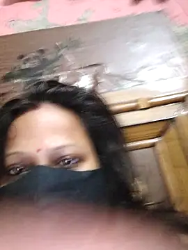 Snapshot of shalubhabhi69 chatting on 30, 10, 2025 shalubhabhi69 online show from 30, 10, 2025