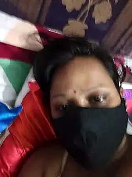 Snapshot of shalubhabhi69 chatting on 28, 10, 2025 shalubhabhi69 online show from 28, 10, 2025