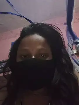 Snapshot of shalubhabhi69 chatting on 24, 11, 2025 shalubhabhi69 online show from 24, 11, 2025