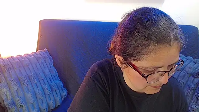 Linda banks  online show from 3, 12, 2025