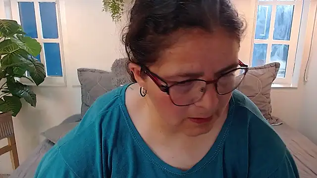 Linda banks  online show from 25, 11, 2025