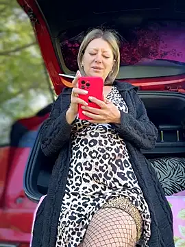 Snapshot of Milena-MilfaXXX chatting on 13, 5, 2026 Milena-MilfaXXX online show from 13, 5, 2026