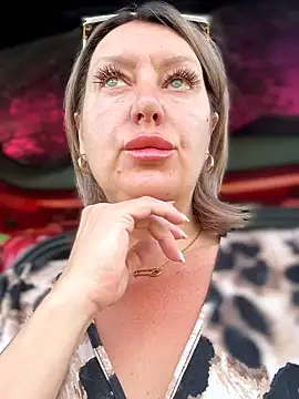 Snapshot of Milena-MilfaXXX chatting on 27, 5, 2026 Milena-MilfaXXX online show from 27, 5, 2026