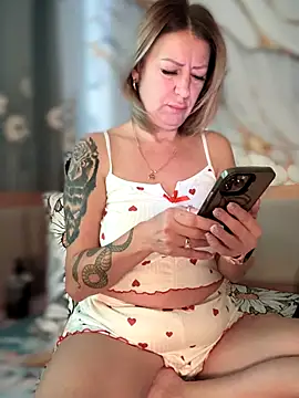 Milena-MilfaXXX online show from 28, 11, 2025