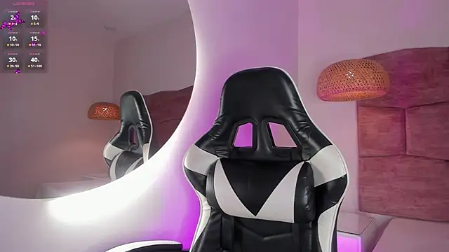 dani velvet online show from 2, 12, 2025