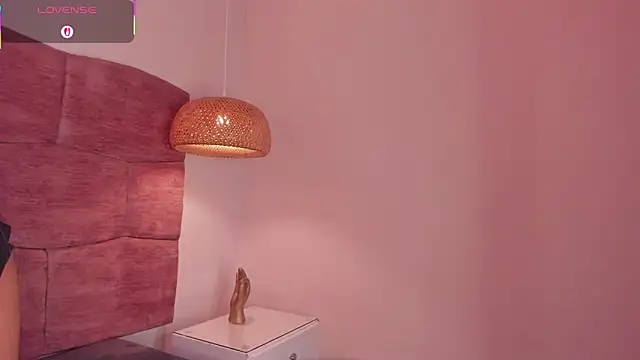 dani velvet online show from 27, 3, 2026