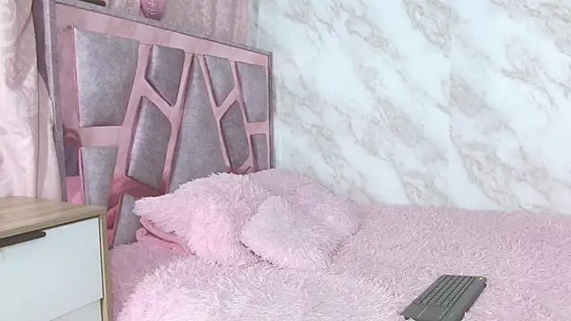 Ambarrhiltonn online show from 27, 10, 2025