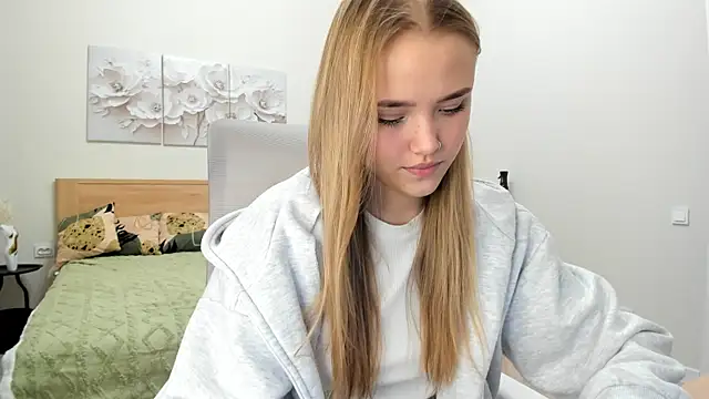 flooora 0 online show from 23, 12, 2025