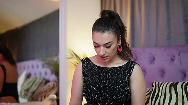 EmmaDallas online show from 19, 11, 2025