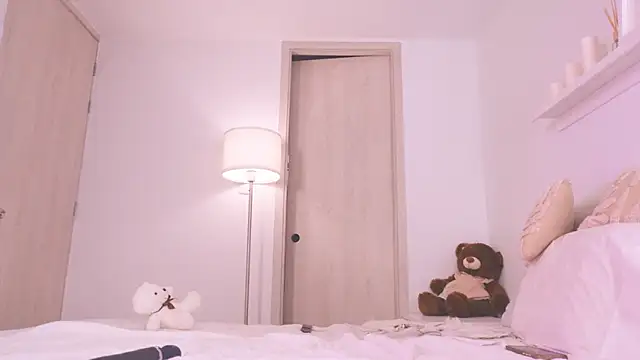 moon angels online show from 2, 12, 2025