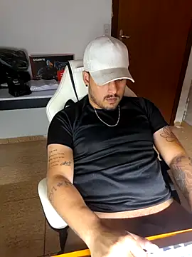 Mineirinhoot online show from 21, 12, 2025