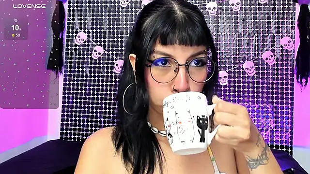 Rose 72 online show from 7, 11, 2025