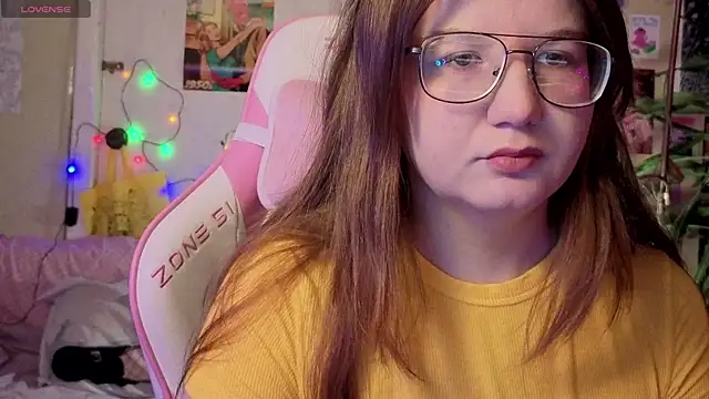 Sienna-Cow online show from 22, 12, 2025