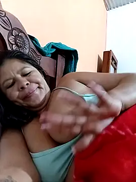 hotmom33 online show from 15, 10, 2025