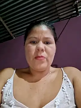 hotmom33 online show from 12, 11, 2025