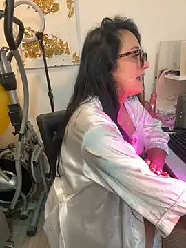 hotadhara01 online show from 18, 10, 2025