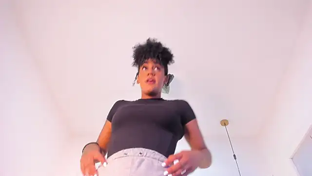 OnlyGia online show from 10, 4, 2026