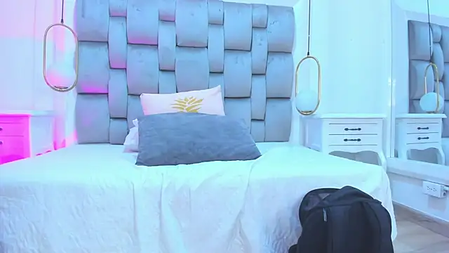 OnlyGia online show from 16, 2, 2026