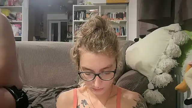 Snapshot of harleyblair chatting on 24, 6, 2026 harleyblair online show from 24, 6, 2026