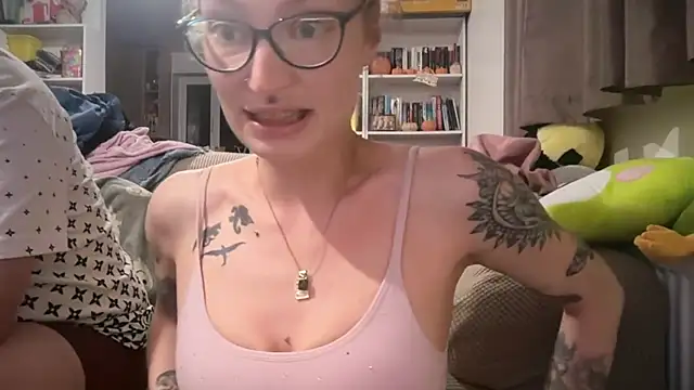 Snapshot of harleyblair chatting on 2, 7, 2026 harleyblair online show from 2, 7, 2026