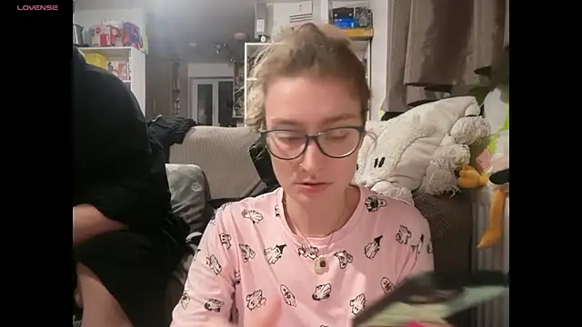 harleyblair online show from 16, 4, 2026