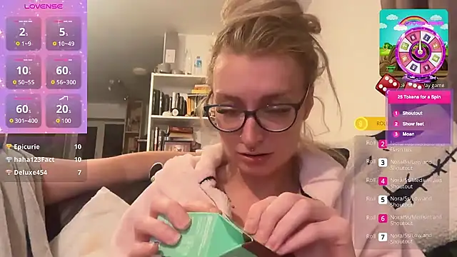 Snapshot of harleyblair chatting on 22, 10, 2025 harleyblair online show from 22, 10, 2025