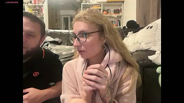 Snapshot of harleyblair chatting on 11, 11, 2025 harleyblair online show from 11, 11, 2025