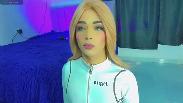 HANNAH BACKERS online show from 31, 10, 2025