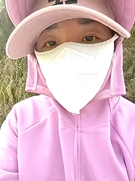 Snapshot of asian_2k chatting on 12, 10, 2025 asian 2k online show from 12, 10, 2025