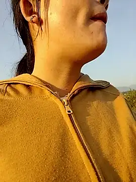 Snapshot of asian_2k chatting on 25, 11, 2025 asian 2k online show from 25, 11, 2025