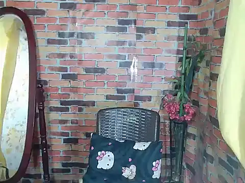 YourHotPinayTS online show from 4, 2, 2026