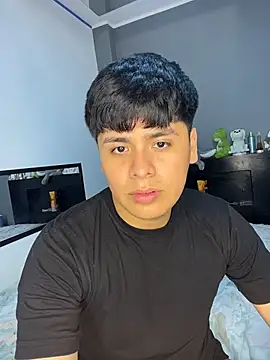 Kailertwink online show from 12, 11, 2025