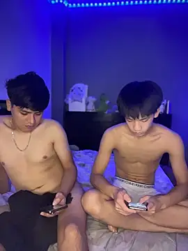 Kailertwink online show from 12, 2, 2026