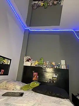 Kailertwink online show from 10, 7, 2026