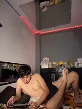Kailertwink online show from 28, 4, 2026